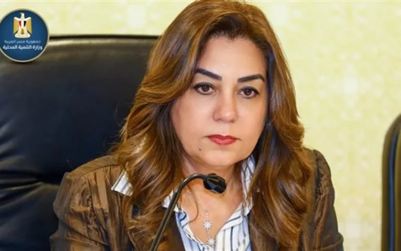 حركة تعيينات واسعة.. قرار منال عوض ينظم العمل بعد دمج وزارتي البيئة والتنمية المحلية